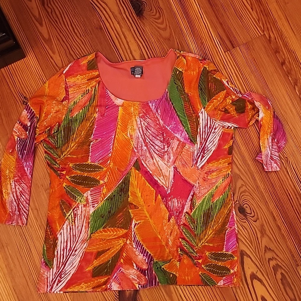 Chico's tropical Caribbean size 3, Orange top